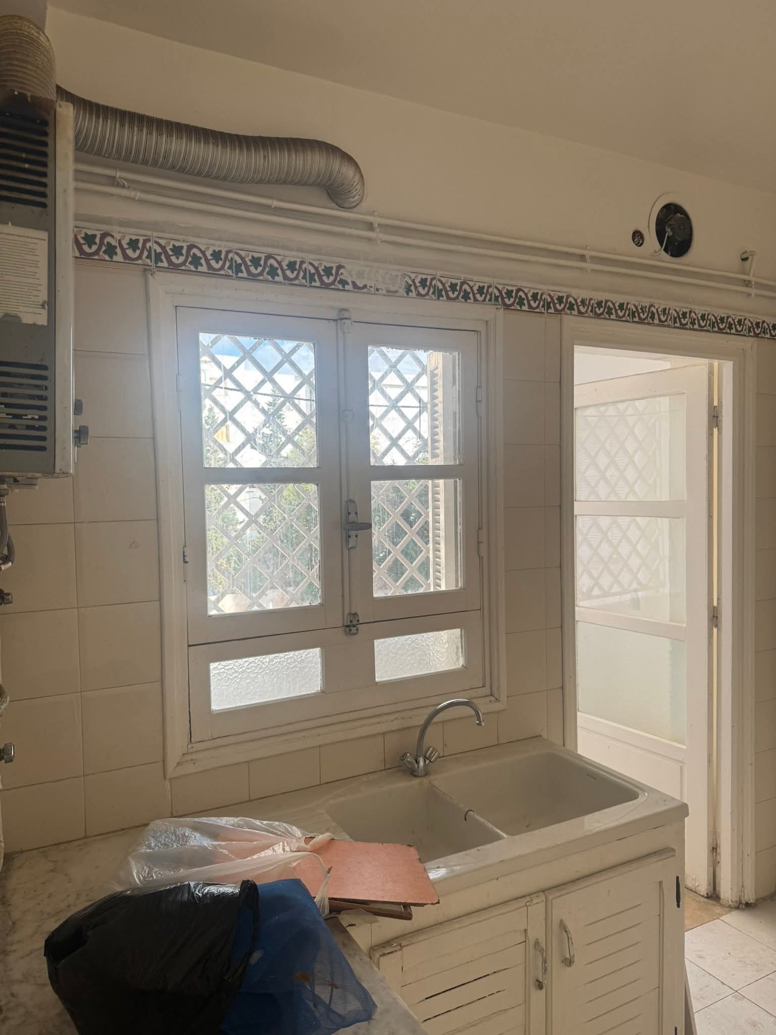 El Mourouj&nbsp;El Mourouj&nbsp;Location&nbsp;Appart. 3 pi�ces&nbsp;Appartement mourouj 3 � c�t� m�tro