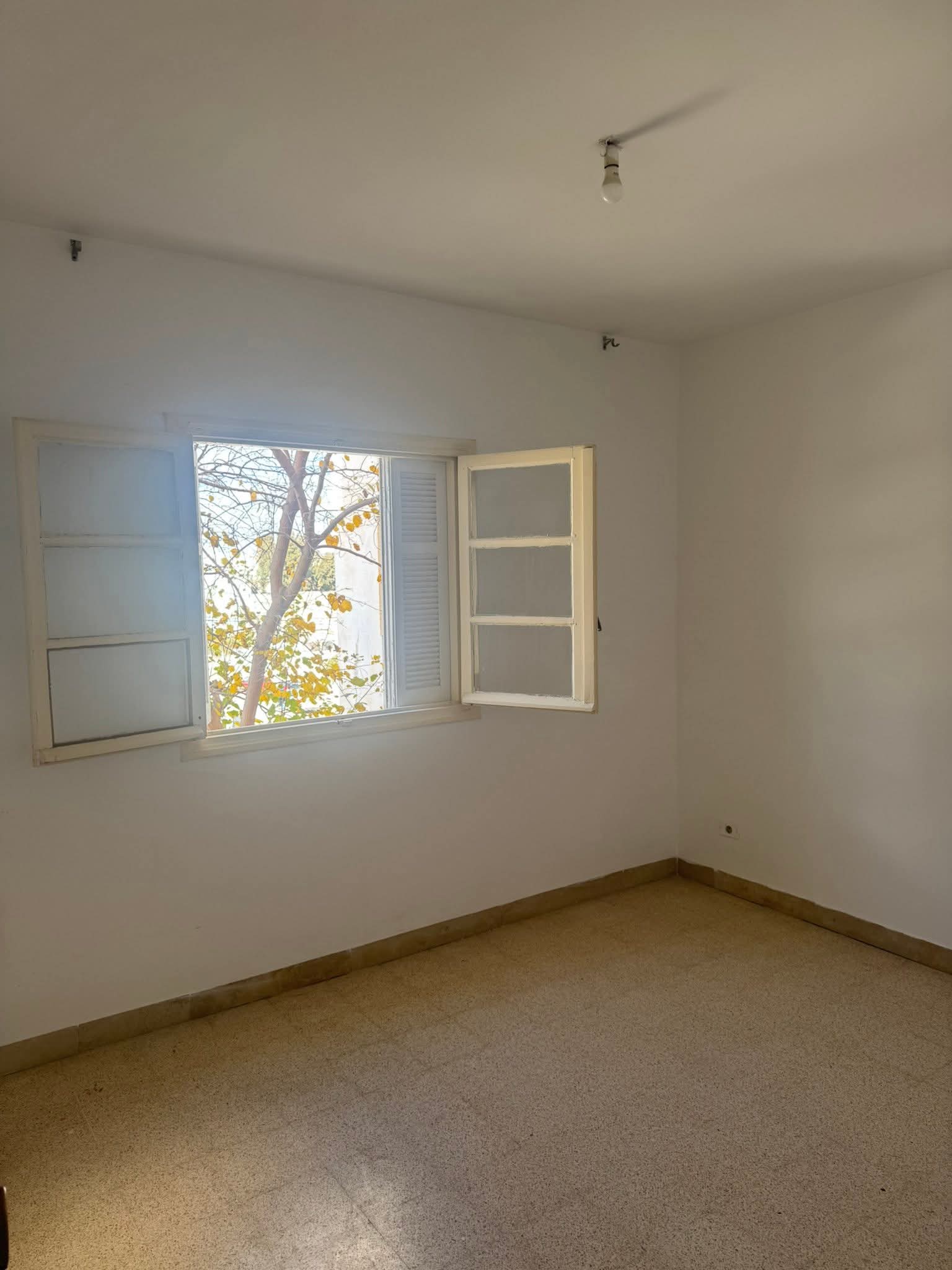 El Mourouj&nbsp;El Mourouj&nbsp;Location&nbsp;Appart. 3 pi�ces&nbsp;Appartement mourouj 3 � c�t� m�tro