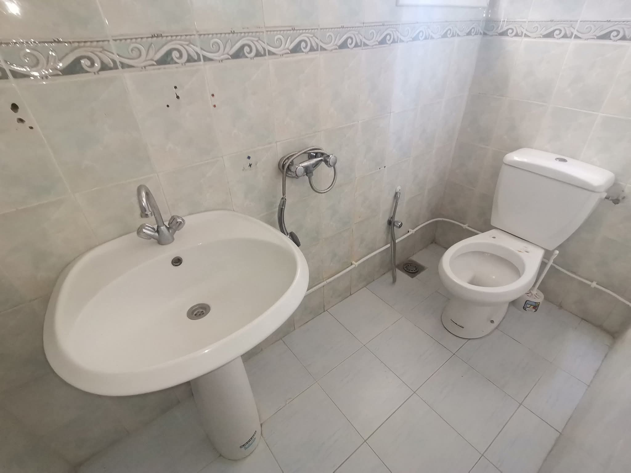 Hammam Lif&nbsp;Hammam Lif&nbsp;Location&nbsp;Appart. 3 pi�ces&nbsp;Appartement s2 centre ville hammam lif