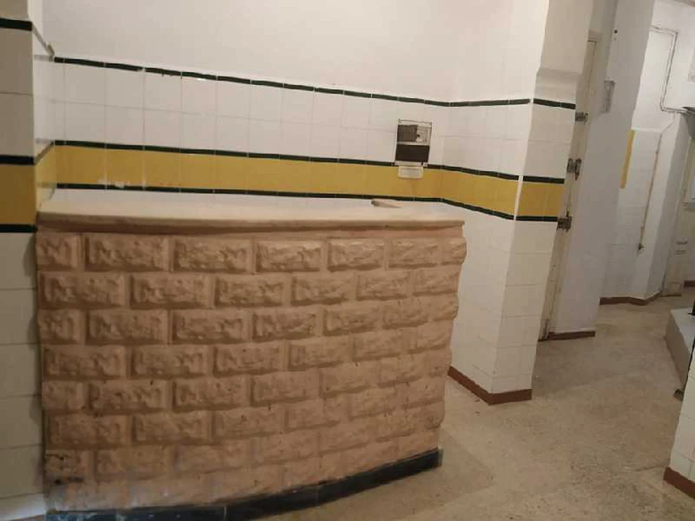 Bab Bhar&nbsp;Republique&nbsp;Vente&nbsp;Surfaces&nbsp;Local commercial murs tunis au passage