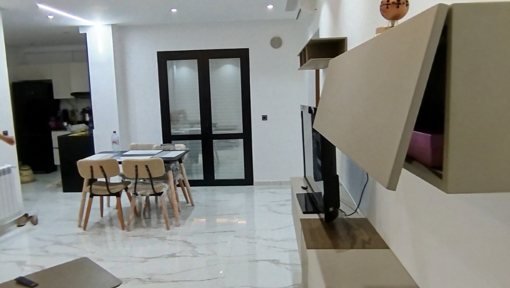 Sousse Jaouhara&nbsp;Sahloul&nbsp;Location&nbsp;Appart. 1 pi�ce&nbsp;S1  haut standing