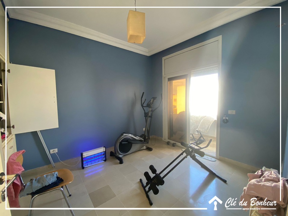 La Soukra&nbsp;Dar Fadhal&nbsp;Vente&nbsp;Appart. 5 pi�ces+&nbsp;Un beau duplex � ras jdir la soukra