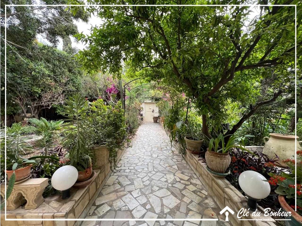 El Omrane&nbsp;Cite Militaire&nbsp;Vente&nbsp;Maisons&nbsp;Villa � france ville