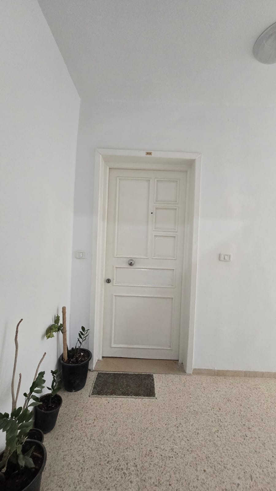 La Soukra&nbsp;Mosque Erraoudha&nbsp;Location&nbsp;Appart. 3 pi�ces&nbsp;S plus deux