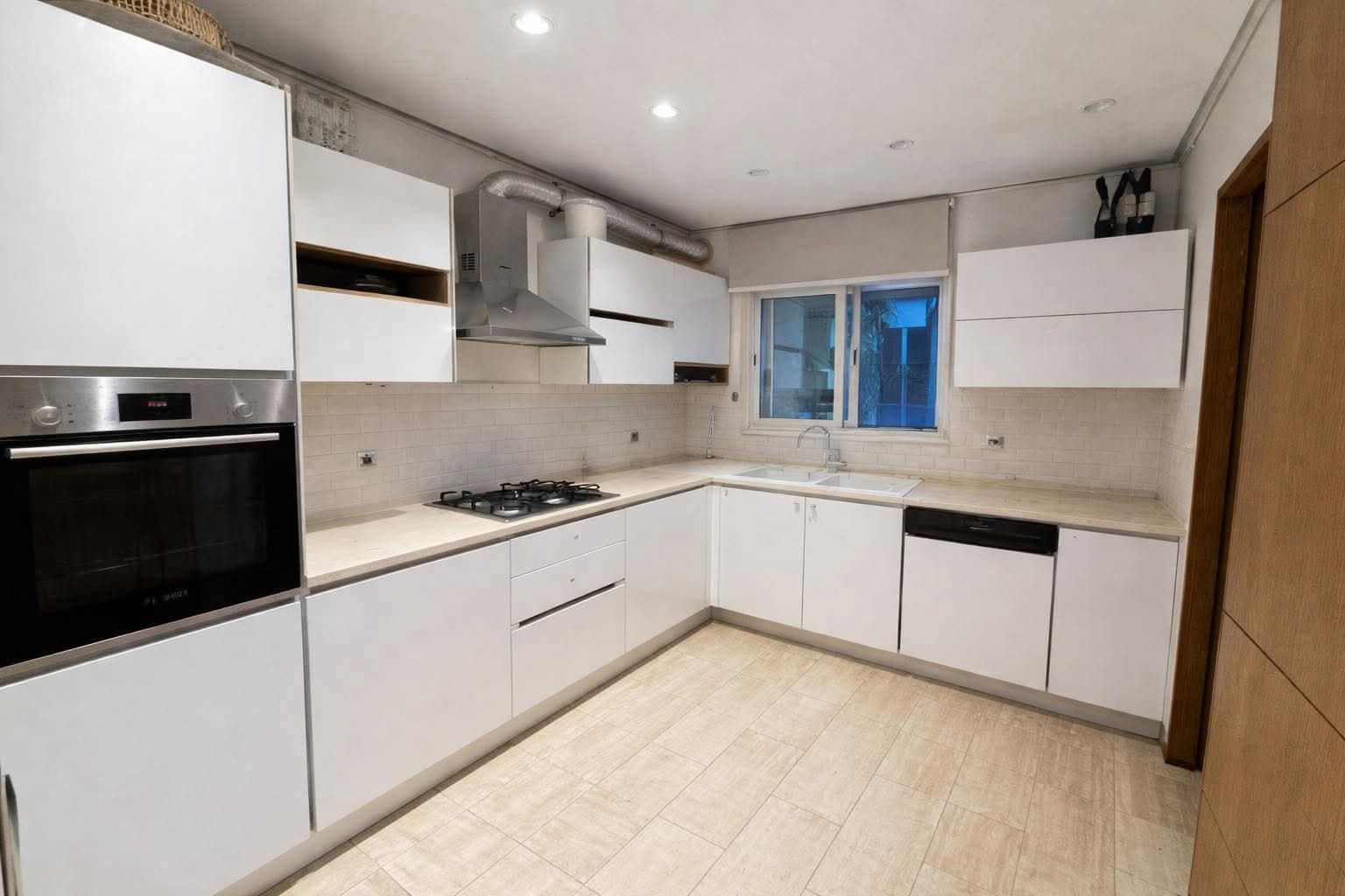 Cite El Khadra&nbsp;Cite Oplympique&nbsp;Location&nbsp;Appart. 4 pi�ces&nbsp;S3 1500 d cite olympique