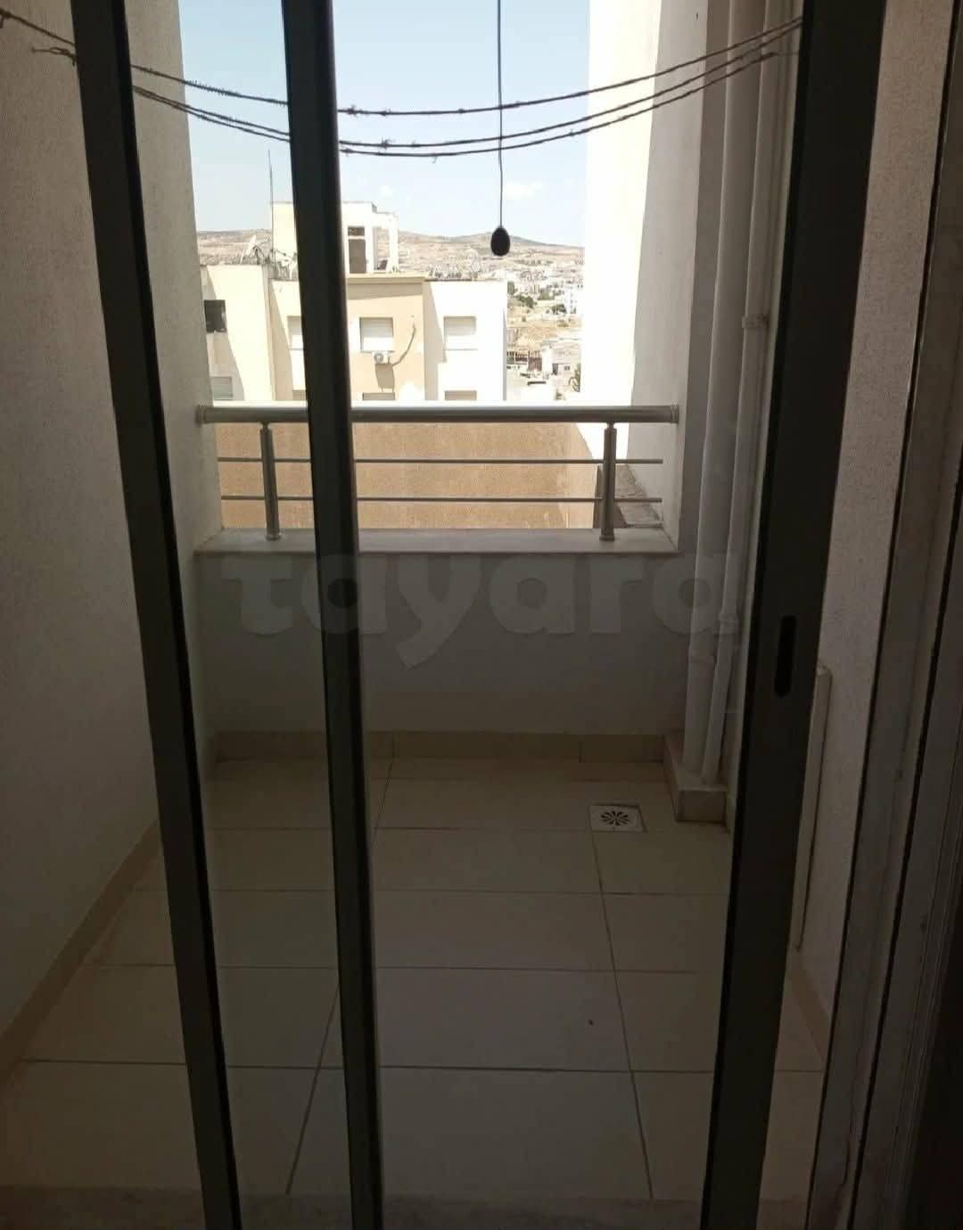 Mnihla&nbsp;Jardins d'el Menzah&nbsp;Location&nbsp;Appart. 3 pi�ces&nbsp;S1 rdc 850 d jardin del menzah 1