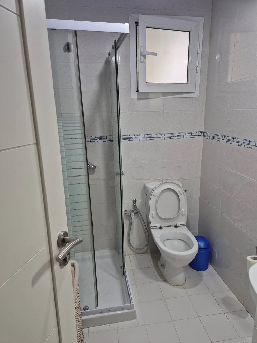 Mnihla&nbsp;Jardins d'el Menzah&nbsp;Location&nbsp;Appart. 5 pi�ces+&nbsp;S4 1750 jardin del menzah 2