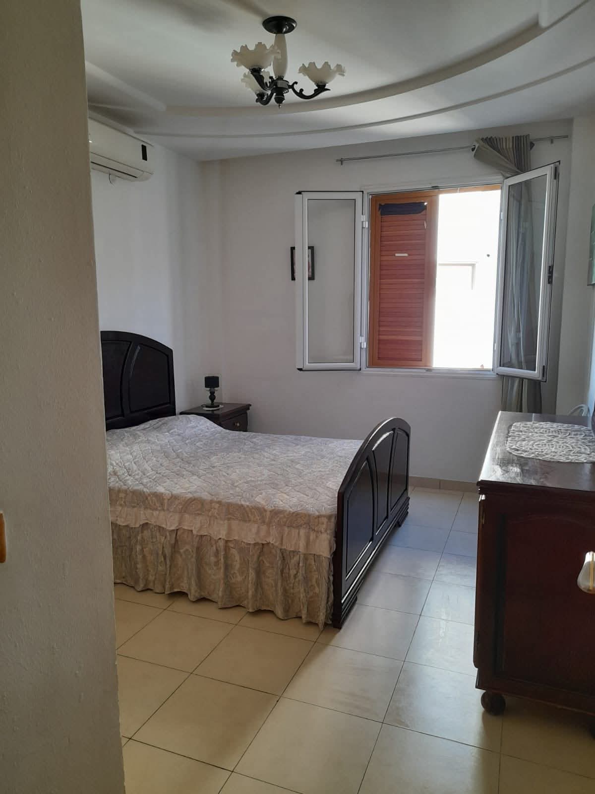 Ariana Ville&nbsp;El Menzah 7&nbsp;Location&nbsp;Appart. 3 pi�ces&nbsp;S2 meuble 1600 d menzah 7 bis