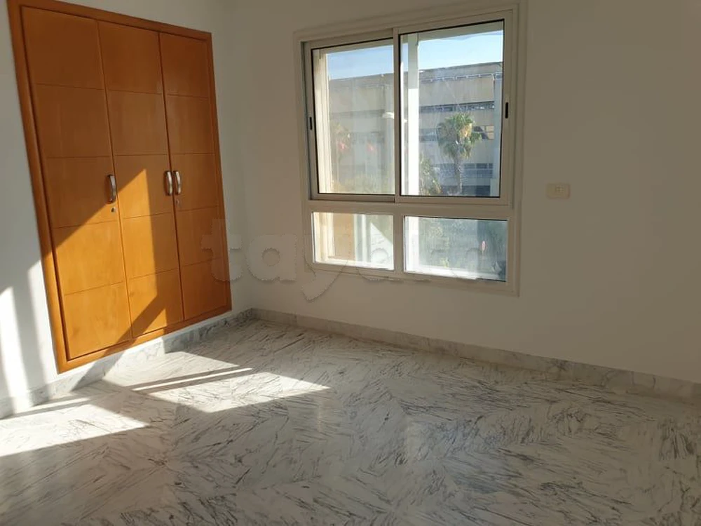 Cite El Khadra&nbsp;Zone urbaine nord&nbsp;Location&nbsp;Appart. 3 pi�ces&nbsp;S2 1600d centre urbain nord