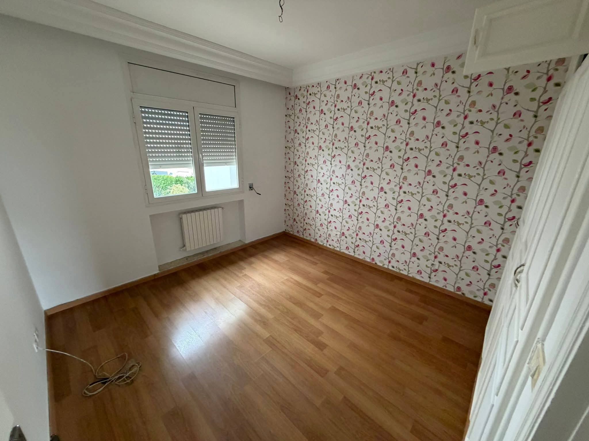 Ariana Ville&nbsp;Riadh Landlous&nbsp;Location&nbsp;Appart. 4 pi�ces&nbsp;S3 1350 riadh andalous