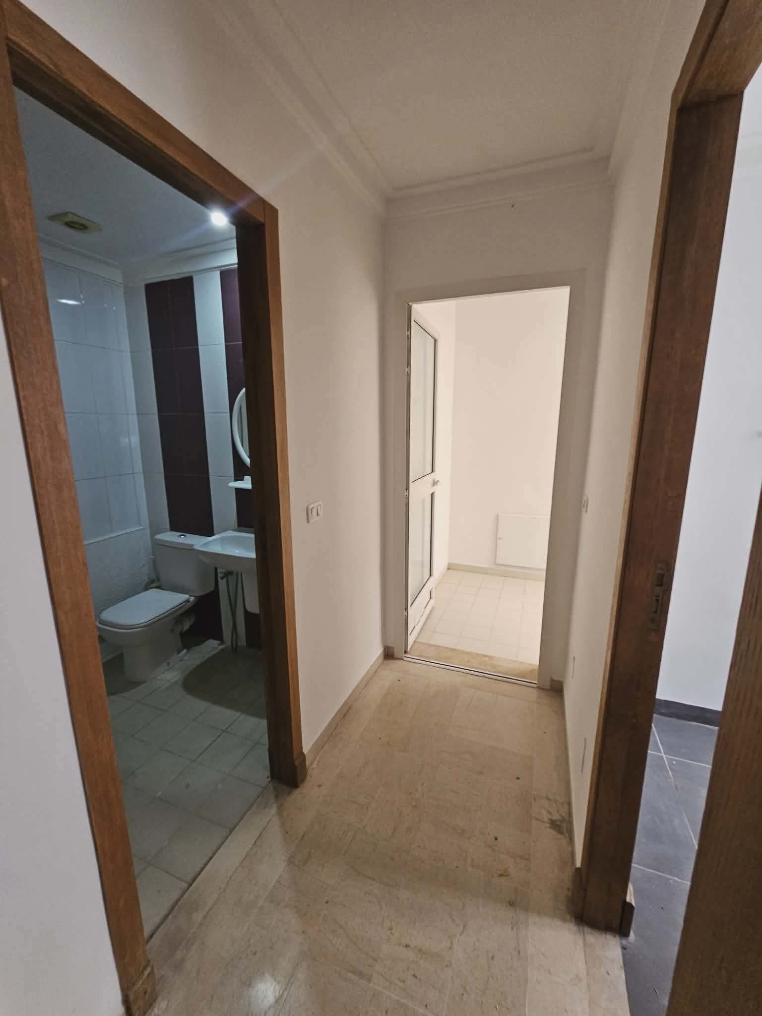 Ariana Ville&nbsp;Riadh Landlous&nbsp;Location&nbsp;Appart. 1 pi�ce&nbsp;S0 600d riadh andalous