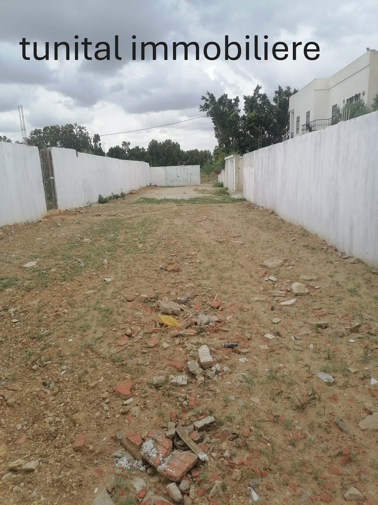 La Soukra&nbsp;Chotrana 3&nbsp;Terrain&nbsp;Terrain nu&nbsp;Lots de terrain dans un lotissement � m�nag�