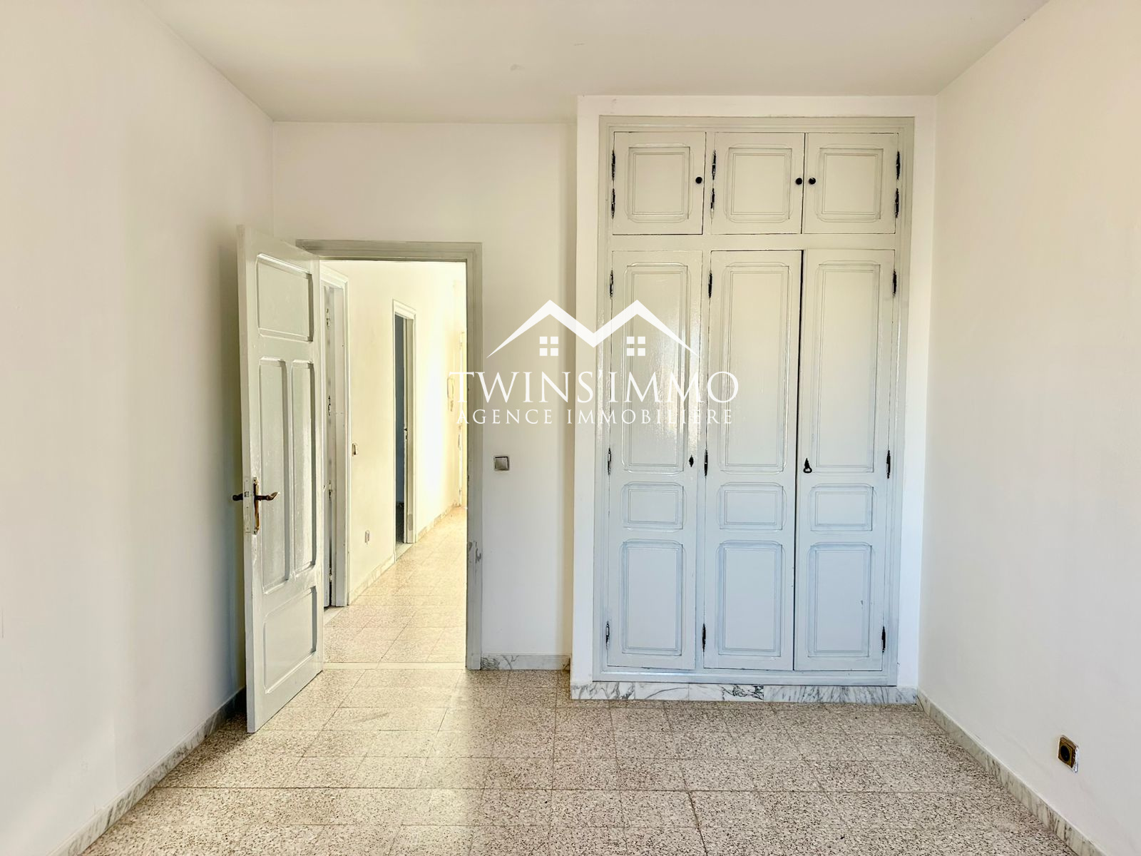 La Marsa&nbsp;Cite Des Juges 2&nbsp;Location&nbsp;Appart. 2 pi�ces&nbsp;�tage de villa s2 � cit� ettabek la marsa