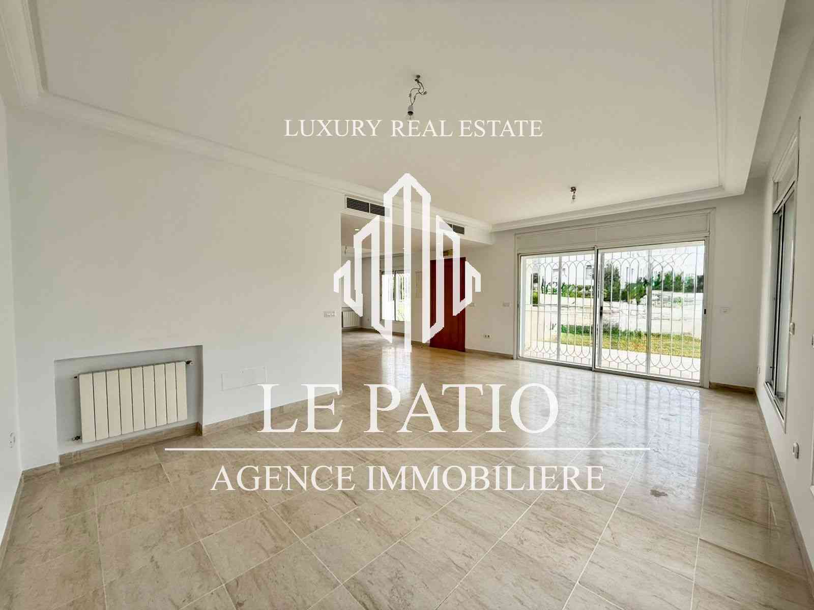 La Marsa&nbsp;Sidi Daoud&nbsp;Location&nbsp;Maisons&nbsp;Triplex s4 avec grand jardin