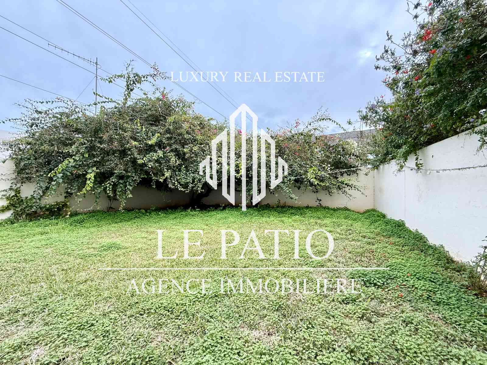 La Marsa&nbsp;Sidi Daoud&nbsp;Location&nbsp;Maisons&nbsp;Triplex s4 avec grand jardin