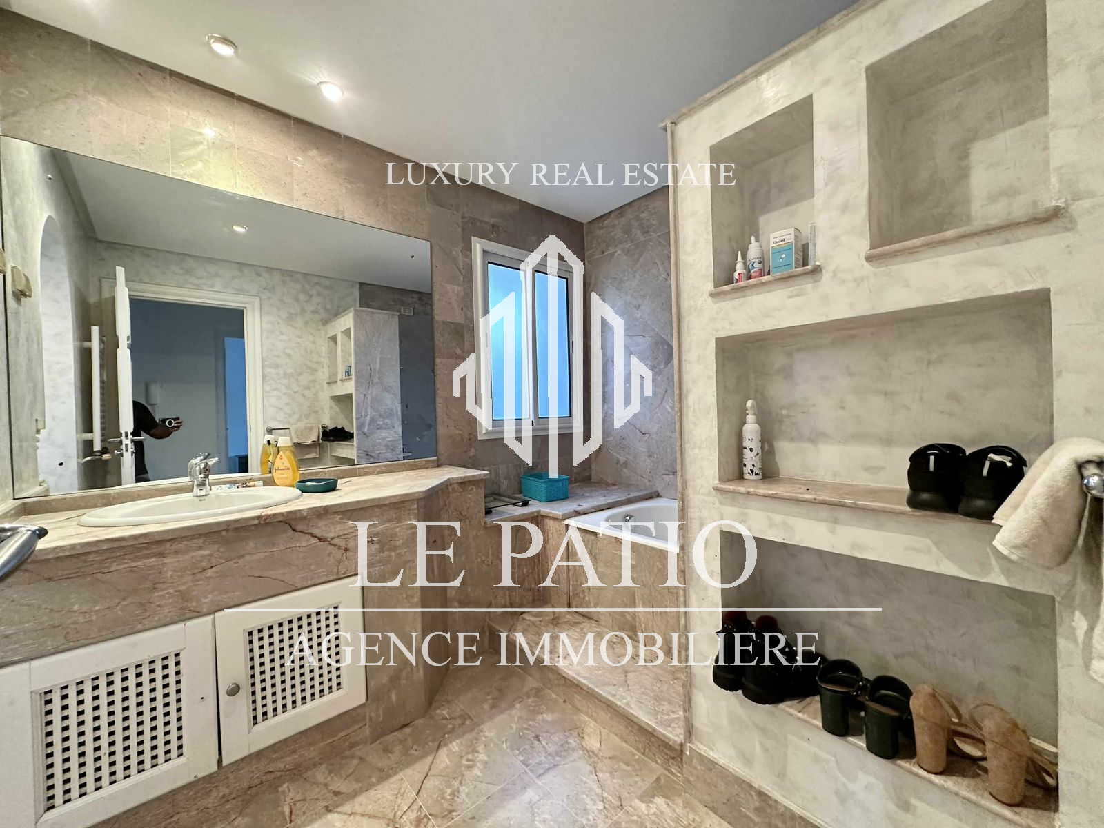 Carthage&nbsp;Carthage&nbsp;Location&nbsp;Maisons&nbsp;Villa s4 � carthage avec jardin et piscine