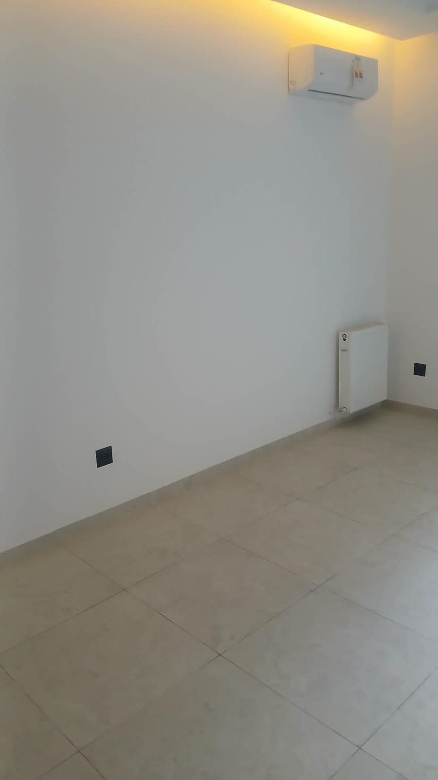 Ain Zaghouan&nbsp;Ain Zaghouan&nbsp;Location&nbsp;Appart. 2 pi�ces&nbsp;S plus 1 ain zaghouan c�t� clinique soukra