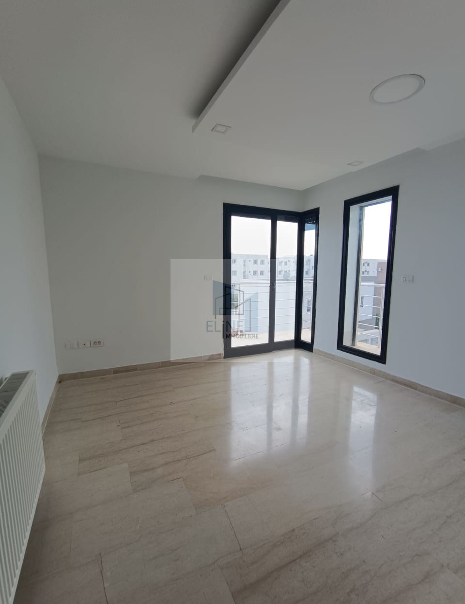 La Marsa&nbsp;El Aouina&nbsp;Location&nbsp;Appart. 2 pi�ces&nbsp;Bureau s plus 2 hts a les jardins de l'aouina