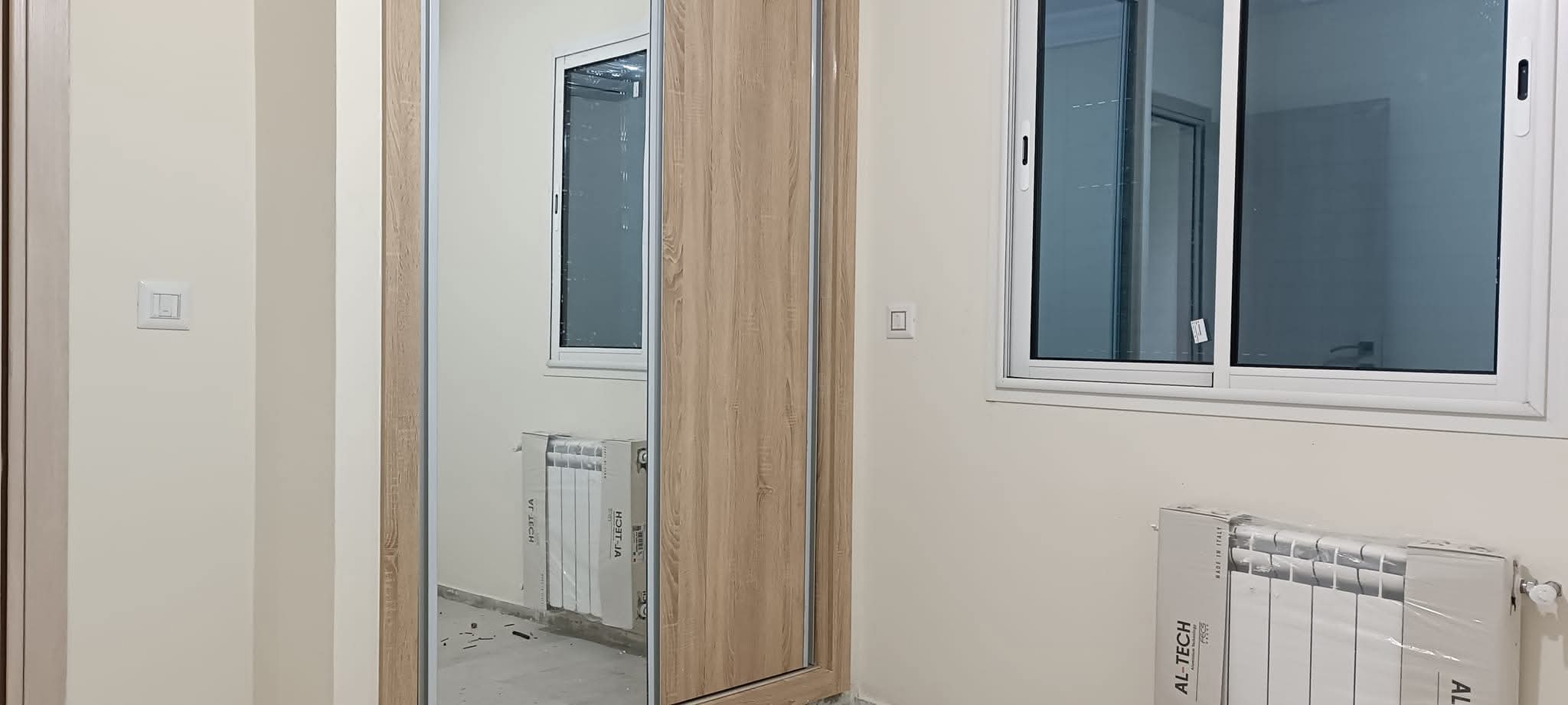 Mnihla&nbsp;Jardins d'el Menzah&nbsp;Bureaux & Commerces&nbsp;Bureau&nbsp;Bureau neuf en a1 � usage m�dical ou administratif