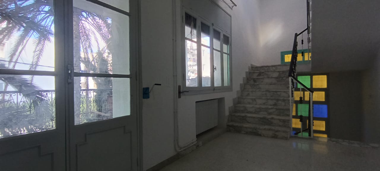 Ariana Ville&nbsp;El Menzah 5&nbsp;Vente&nbsp;Maisons&nbsp;Villa d'angle au menzah 5