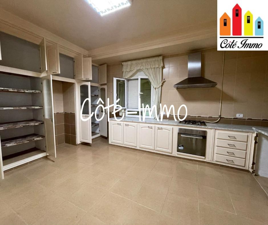 Bou Mhel El Bassatine&nbsp;Bou Mhel&nbsp;Location&nbsp;Appart. 3 pi�ces&nbsp;Etage villa s3 boumhal