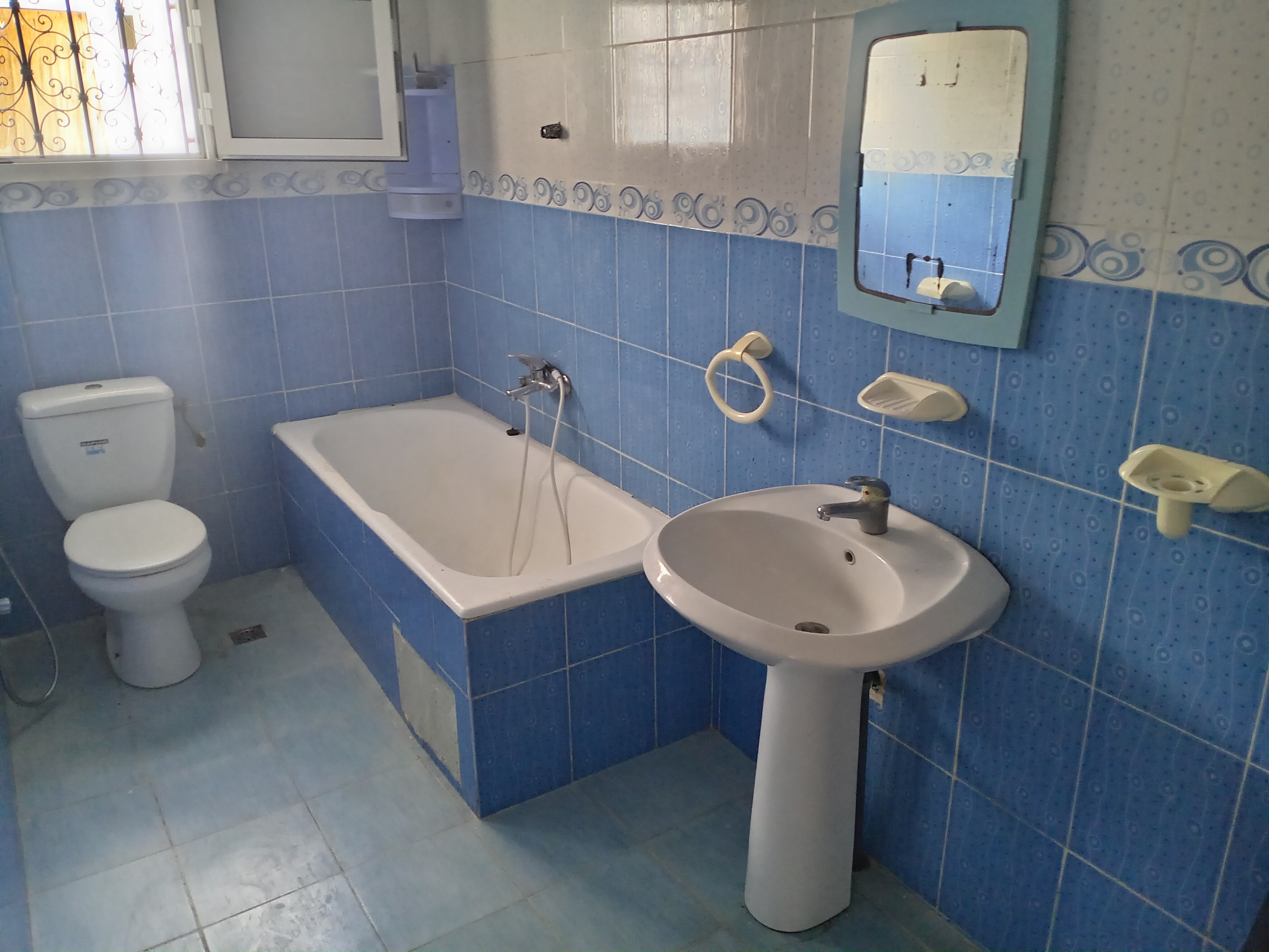 Raoued&nbsp;Cite Ennkhilet&nbsp;Location&nbsp;Appart. 2 pi�ces&nbsp;Slm maison s plus 2 ndhif