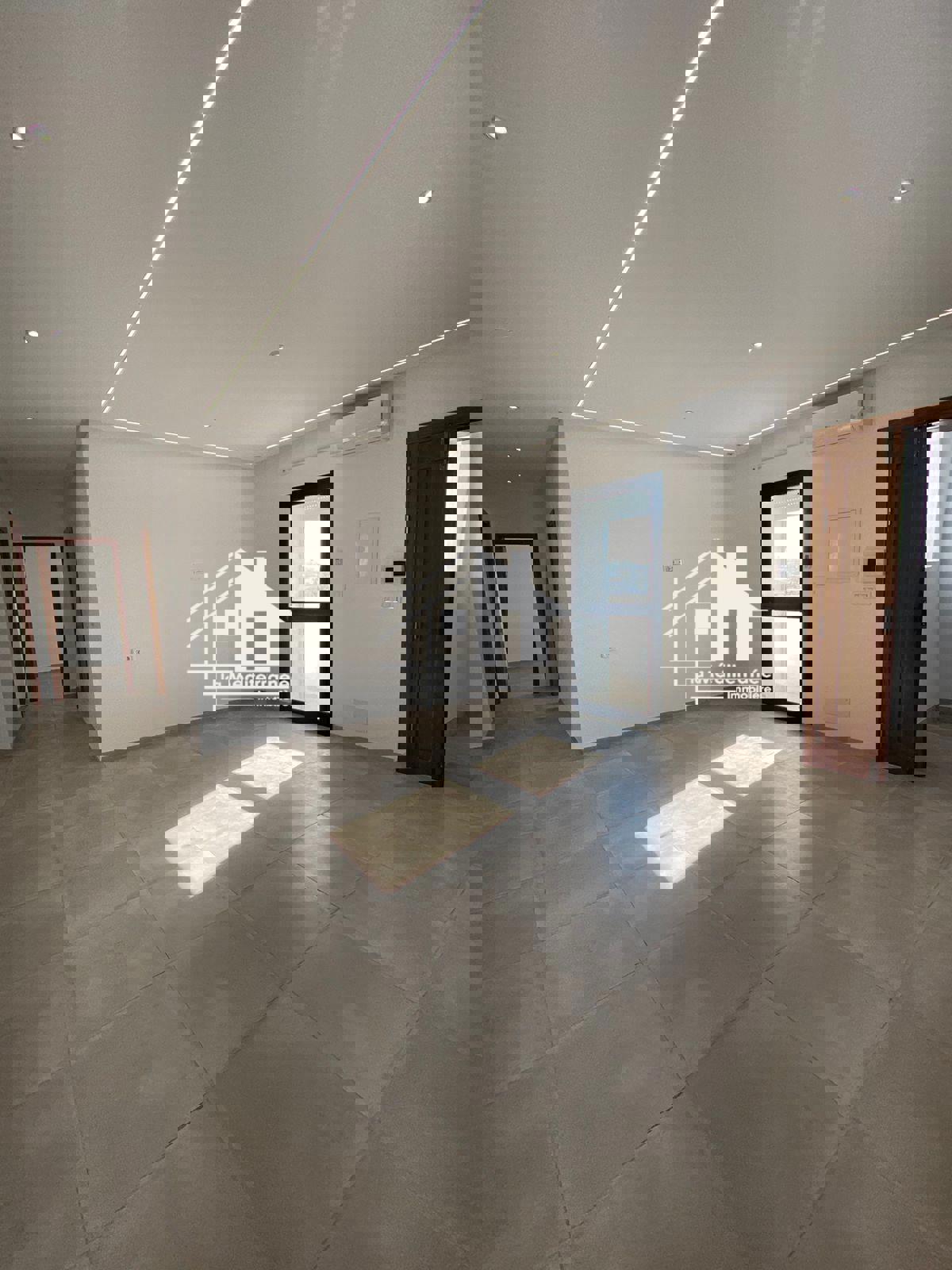 Le Bardo&nbsp;Le Bardo&nbsp;Location&nbsp;Maisons&nbsp;Un �tage de villa s3 jamais habit� au bardo