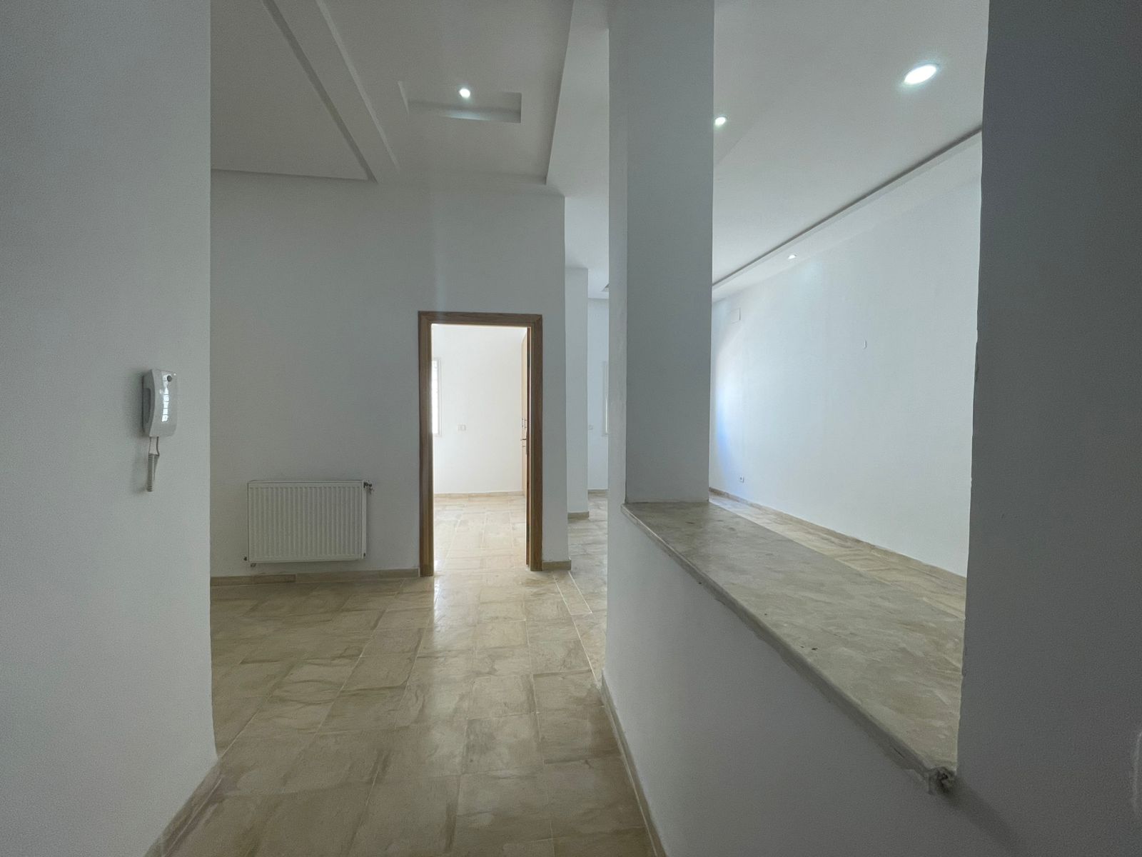 El Mourouj&nbsp;El Mourouj&nbsp;Bureaux & Commerces&nbsp;Bureau&nbsp;Bureau au rdc