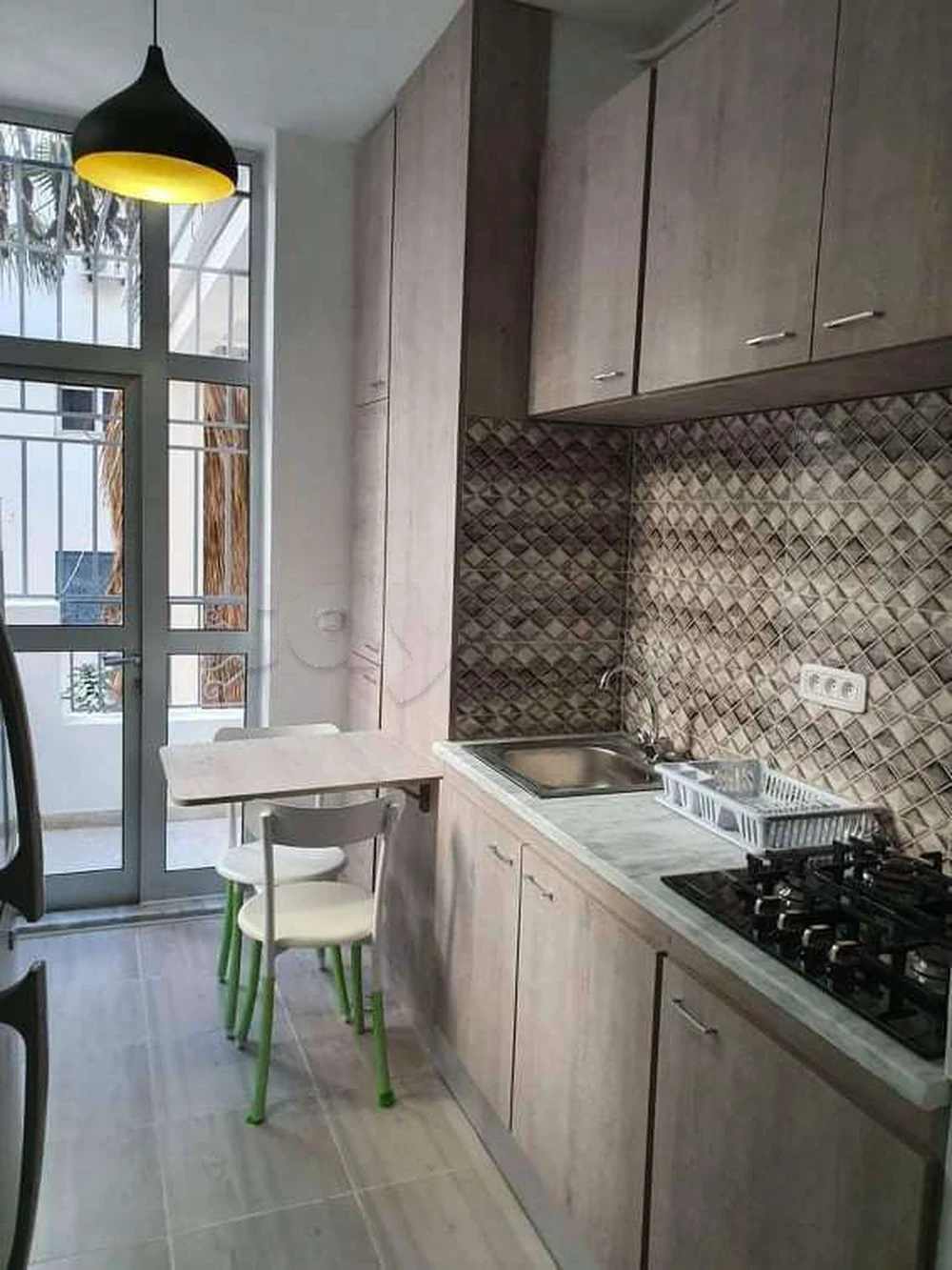 El Menzah&nbsp;El Manar 1&nbsp;Location&nbsp;Appart. 1 pi�ce&nbsp;S1 situ� � manar 1 meubl�