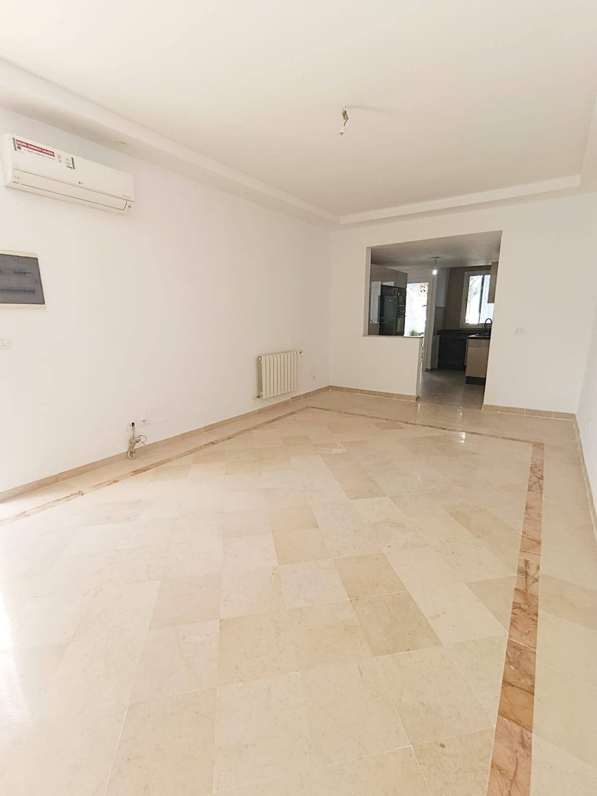 El Menzah&nbsp;El Menzah 4&nbsp;Location&nbsp;Appart. 2 pi�ces&nbsp;Al s1 rdc villa