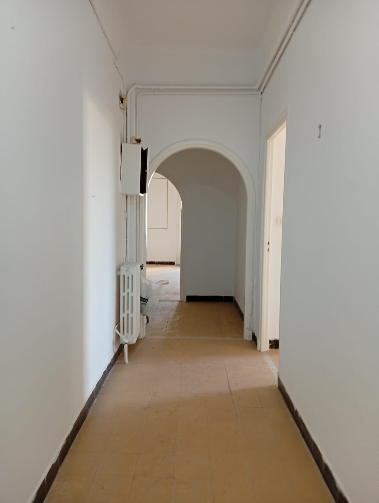 Bab Bhar&nbsp;Bab Bhar&nbsp;Bureaux & Commerces&nbsp;Bureau&nbsp;Un appartement usage bureaut � lafayette