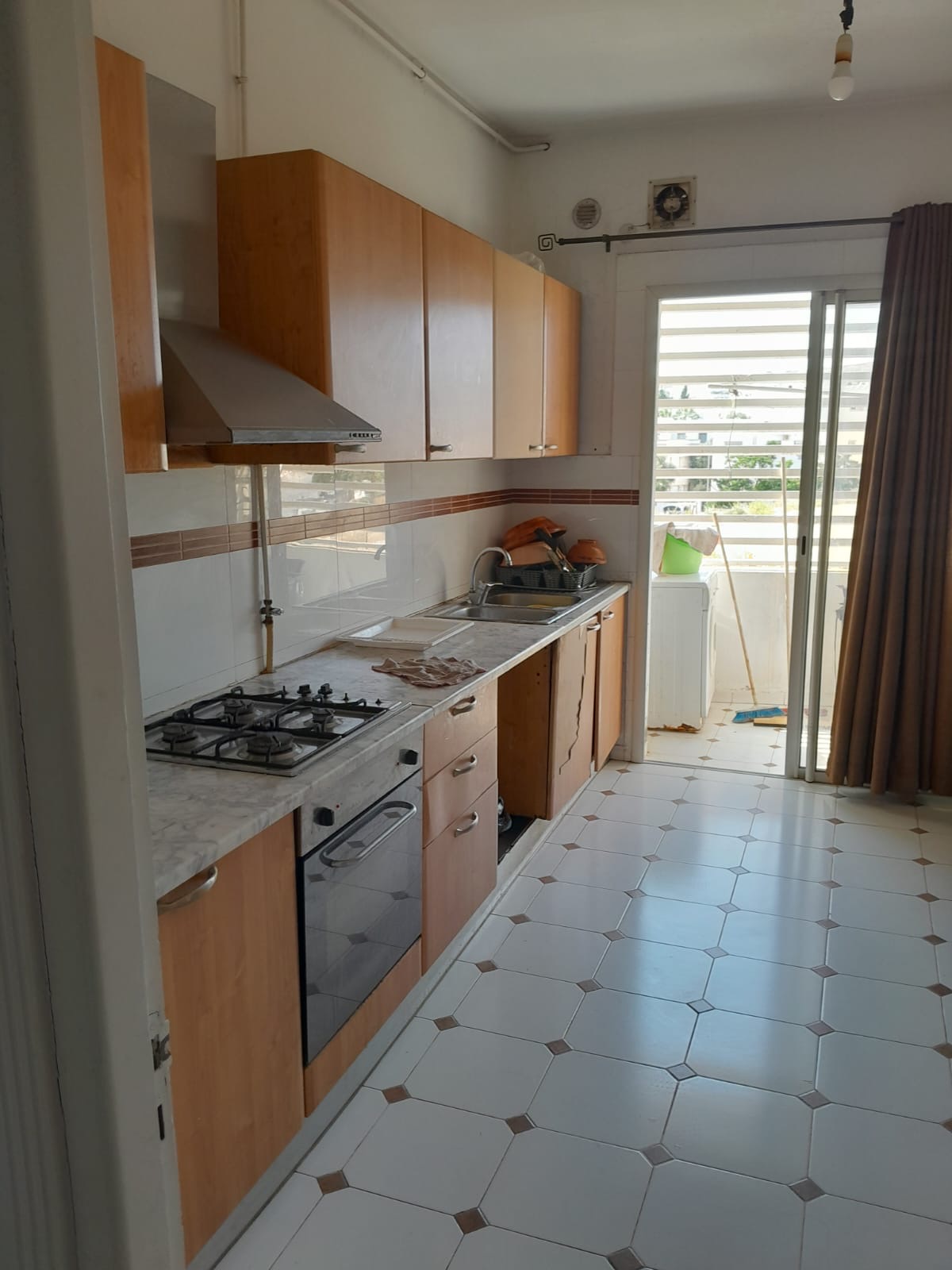 Ariana Ville&nbsp;Cite Ennasr 2&nbsp;Location&nbsp;Appart. 3 pi�ces&nbsp;Un appartement meubl� s2 � ennasr 2