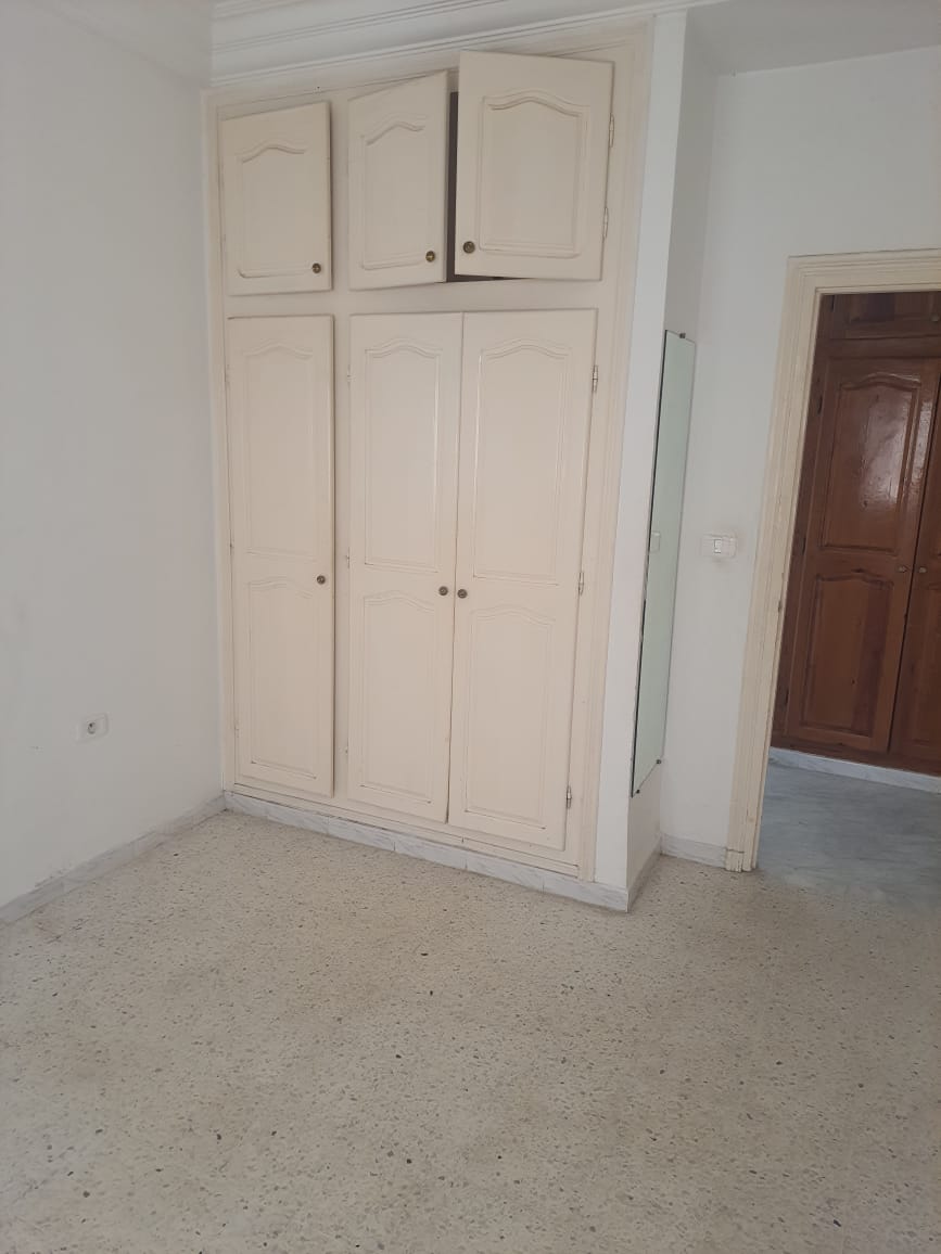 El Menzah&nbsp;El Manar 1&nbsp;Location&nbsp;Appart. 2 pi�ces&nbsp;Etage de villa manar1 pr�s carrefour express