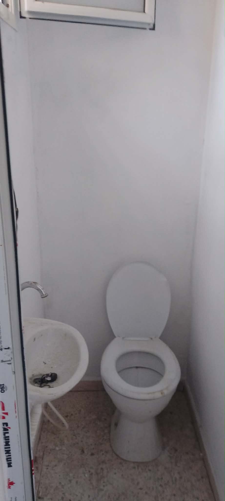 Mannouba&nbsp;Denden&nbsp;Location&nbsp;Autre&nbsp;Garage nd�pendant au centre de denden