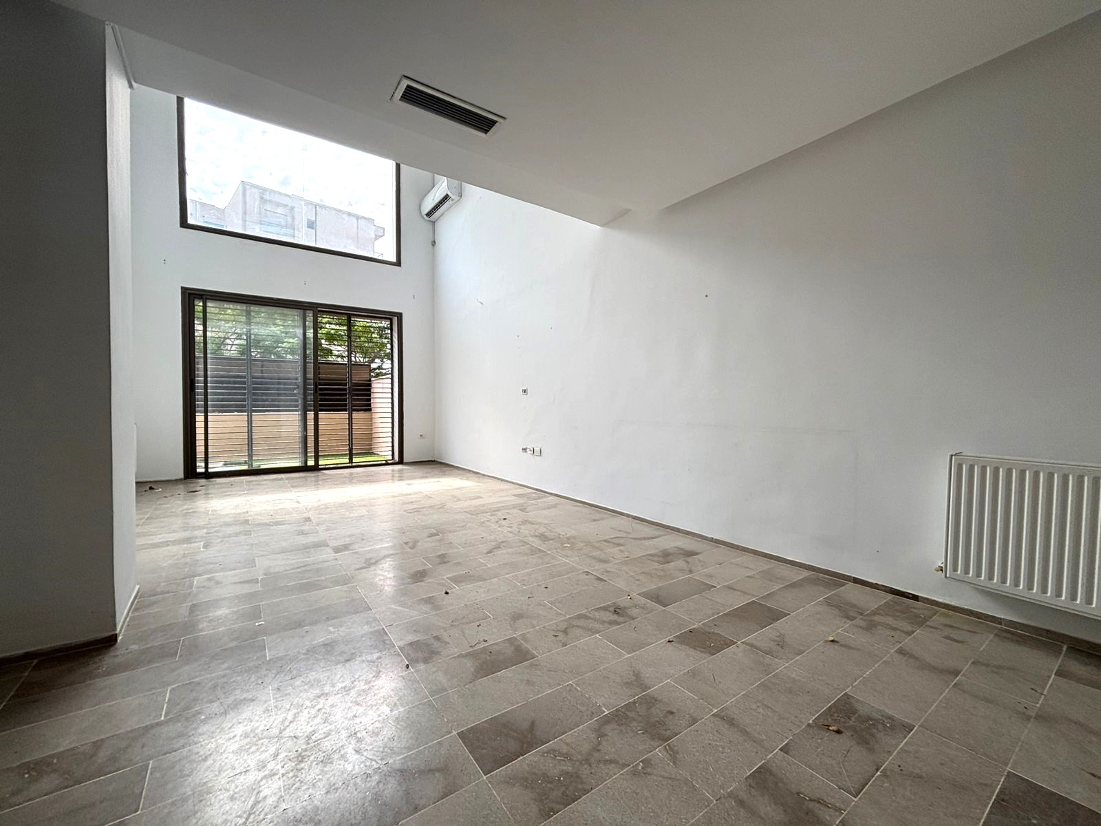 Ain Zaghouan&nbsp;Jardins de Carthage&nbsp;Location&nbsp;Duplex&nbsp;Duplex s4 aux jardins de carthage