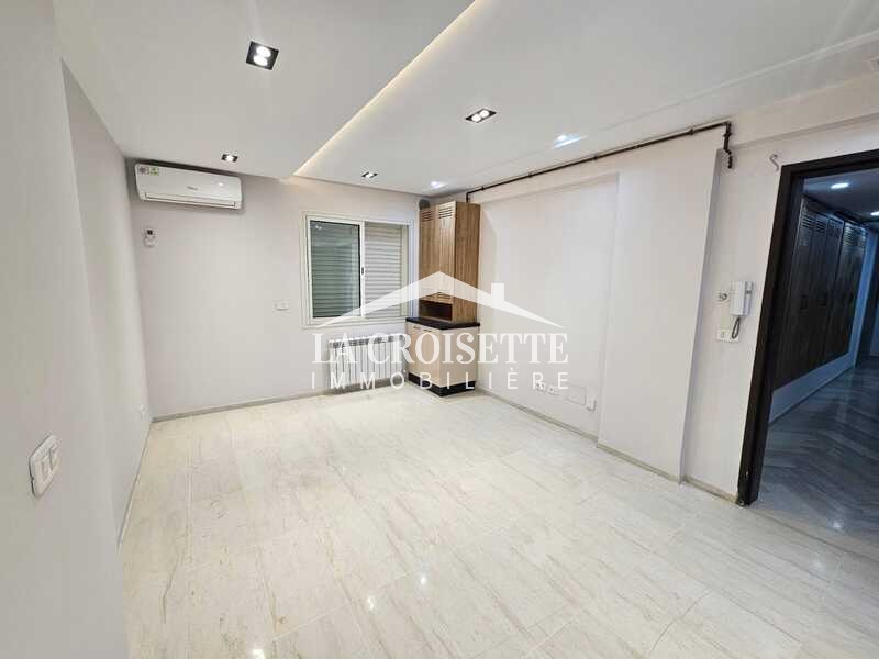 La Soukra&nbsp;La Soukra&nbsp;Bureaux & Commerces&nbsp;Bureau&nbsp;Appartement � usgae bureautique � la soukra