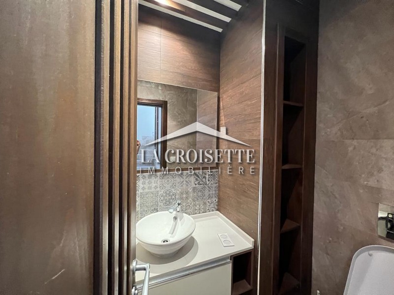 La Soukra&nbsp;La Soukra&nbsp;Location&nbsp;Maisons&nbsp;Triplex s3 avec piscine � la soukra zvl1330