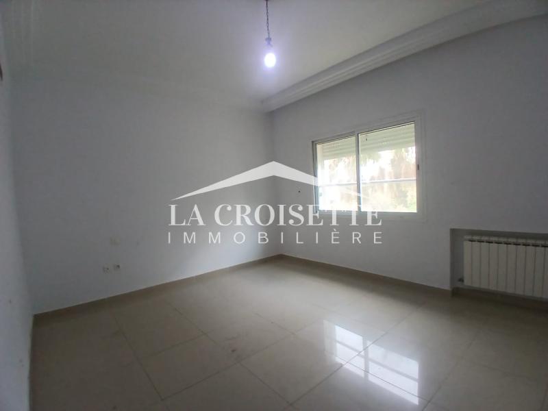 La Marsa&nbsp;Berge Du Lac&nbsp;Location&nbsp;Appart. 4 pi�ces&nbsp;Appartement s3 avec terrasse au lac2 mal2103