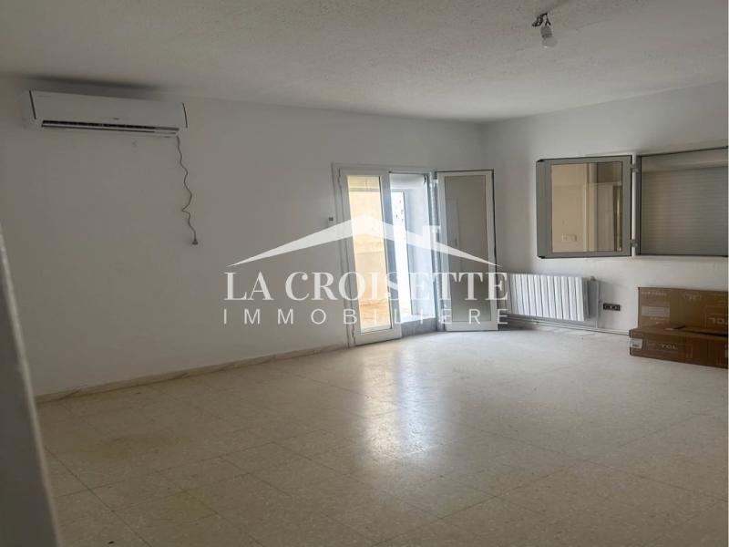 La Marsa&nbsp;Marsa Ennassim&nbsp;Location&nbsp;Appart. 3 pi�ces&nbsp;Etage de villa s2 � la marsa zel0586