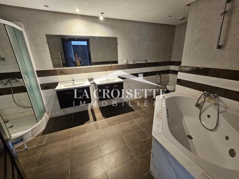 La Marsa&nbsp;Berge Du Lac&nbsp;Location&nbsp;Duplex&nbsp;Duplex s4 avec jardin aux berges du lac2 zdl0705