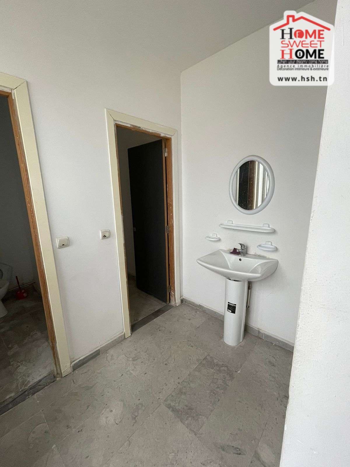 Ben Arous&nbsp;Ben Arous&nbsp;Location&nbsp;Autre&nbsp;Bureau clare � ben arous