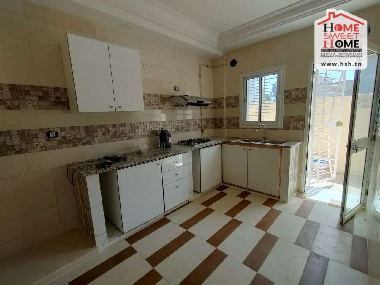 Ezzahra&nbsp;Ezzahra&nbsp;Location&nbsp;Appart. 2 pi�ces&nbsp;Rdc de villa  s2 el baya �  ezzahra