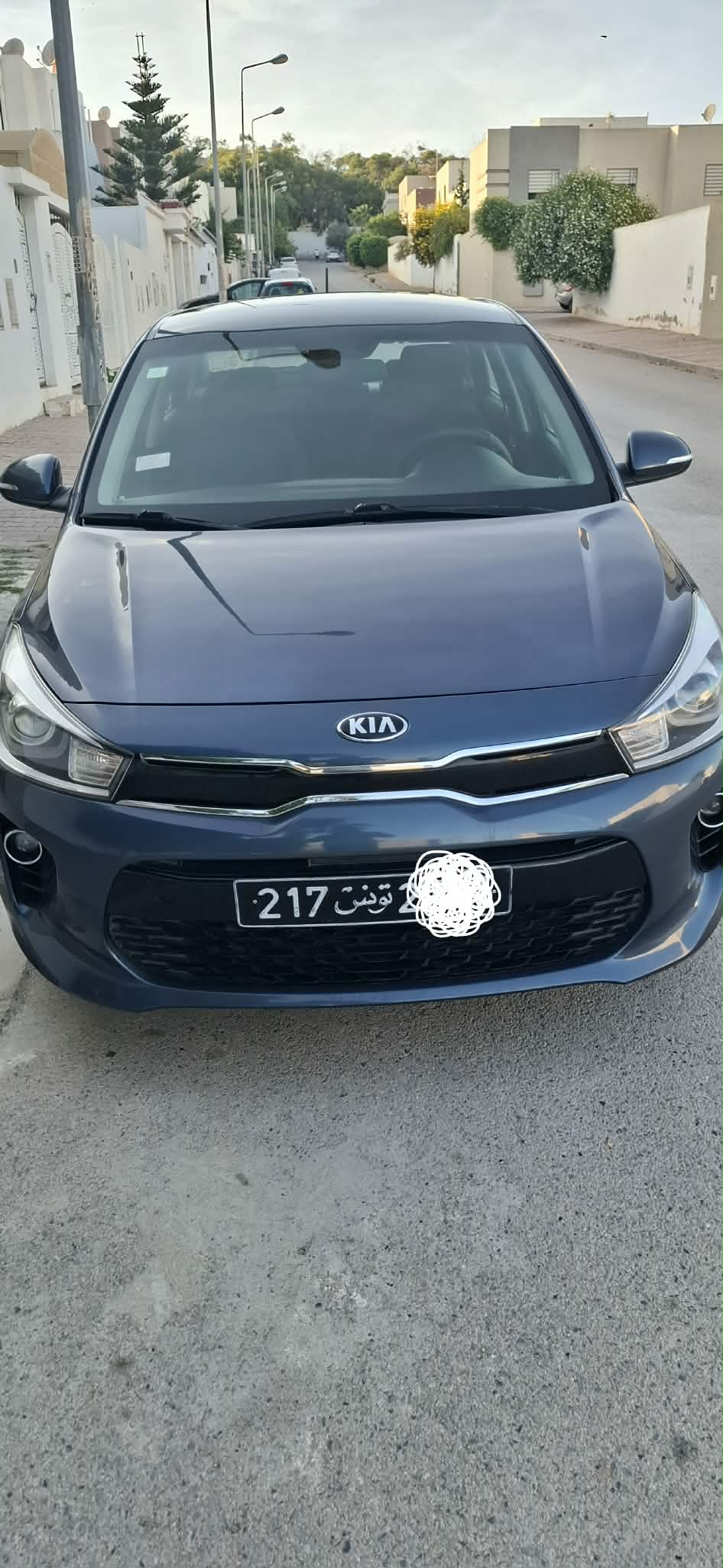 Raoued&nbsp;Cite El Ghazala 1&nbsp;Kia&nbsp;Rio&nbsp;Kia rio berline en excellent �tat