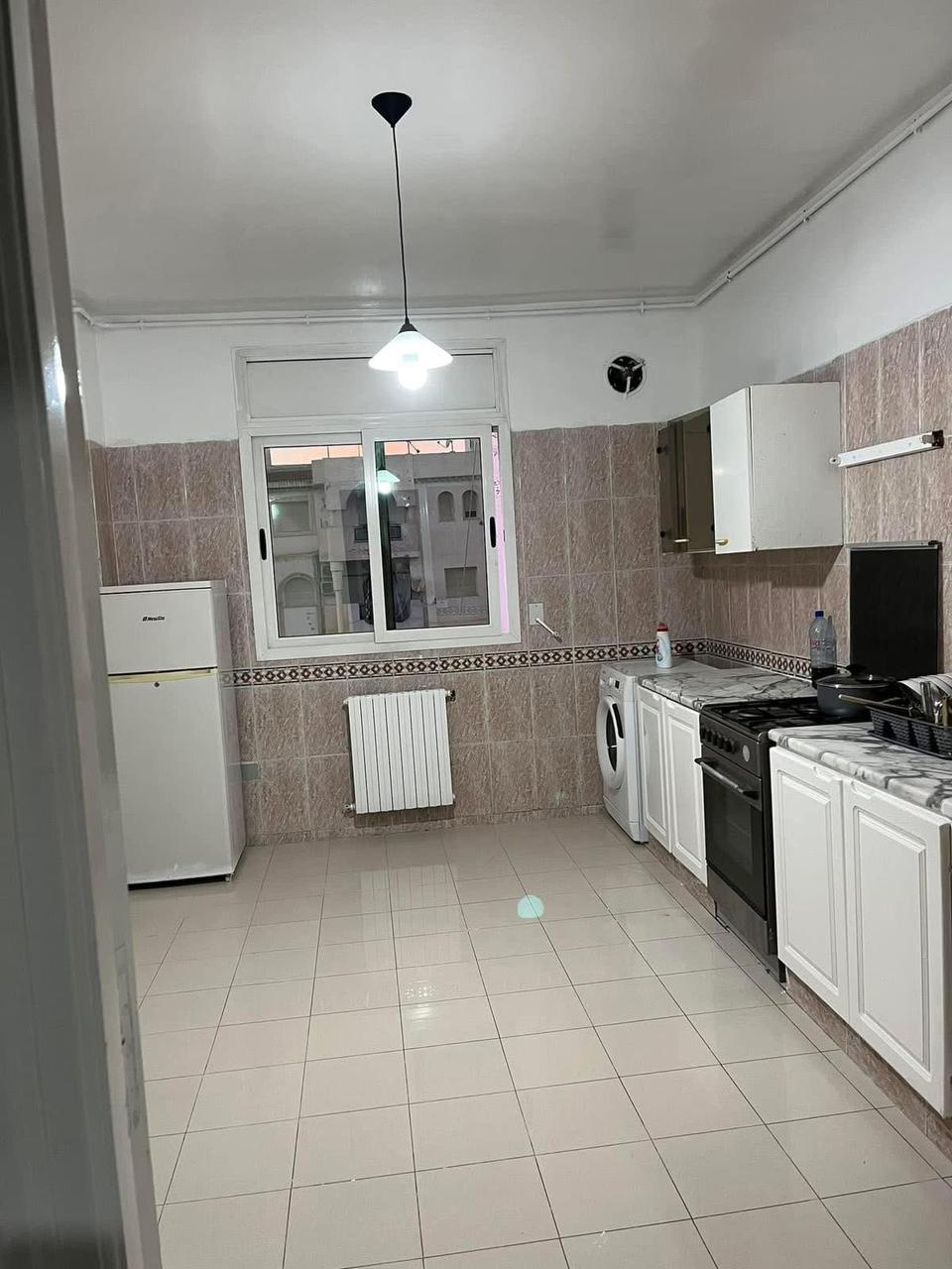 Ariana Ville&nbsp;Cite Ennasr 2&nbsp;Location&nbsp;Appart. 4 pi�ces&nbsp;S3 bien meubl� ennasr pr�s amilcar