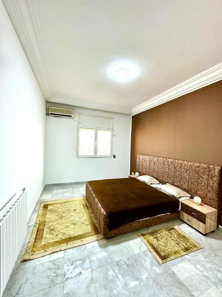 Ariana Ville&nbsp;Cite Ennasr 2&nbsp;Location&nbsp;Appart. 4 pi�ces&nbsp;S3 bien meubl� ennasr pr�s amilcar