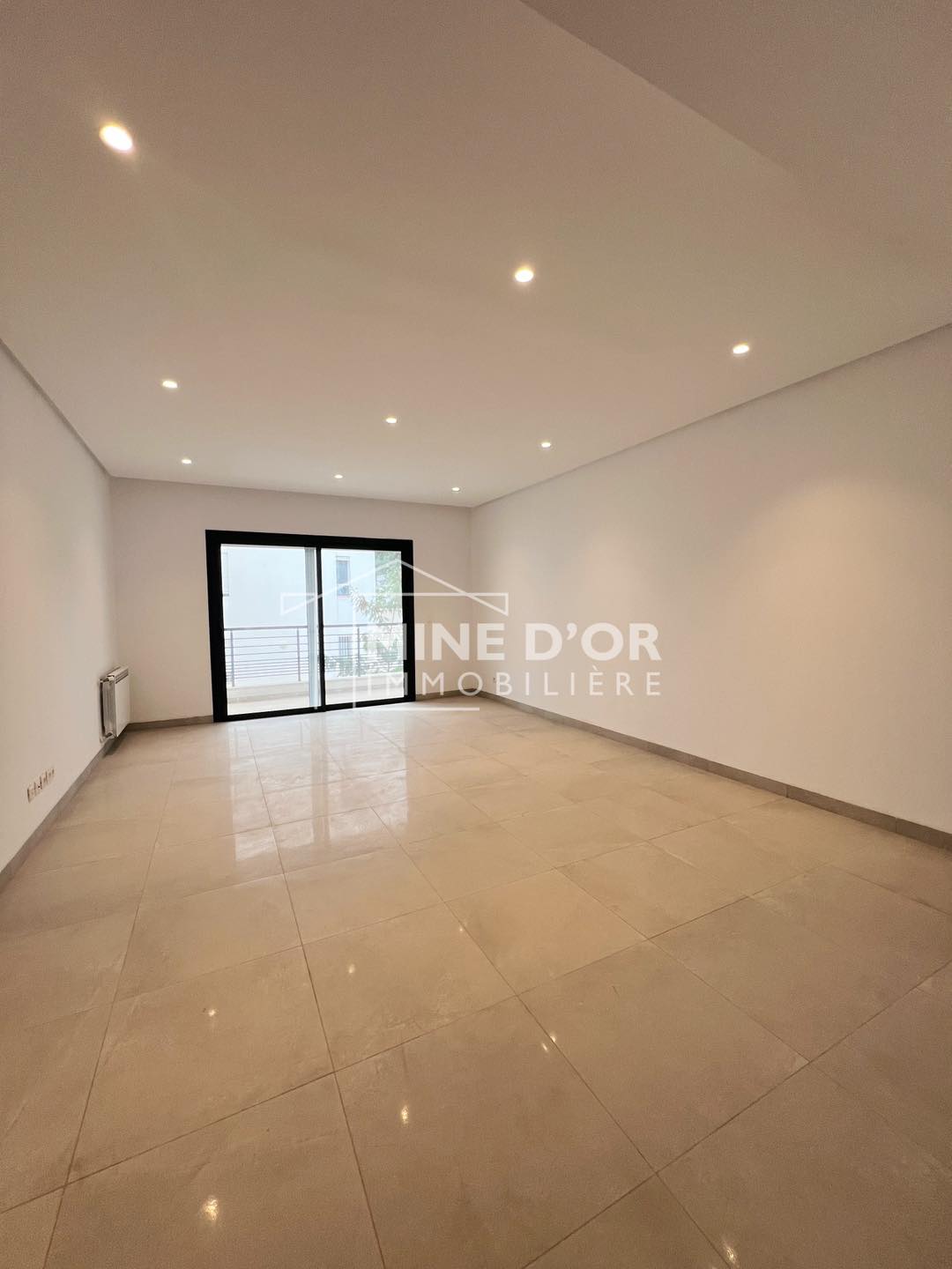 El Menzah&nbsp;Mutuelle Ville&nbsp;Location&nbsp;Appart. 5 pi�ces+&nbsp;Al apprt  s5 neuf a notre dame mutuelleville