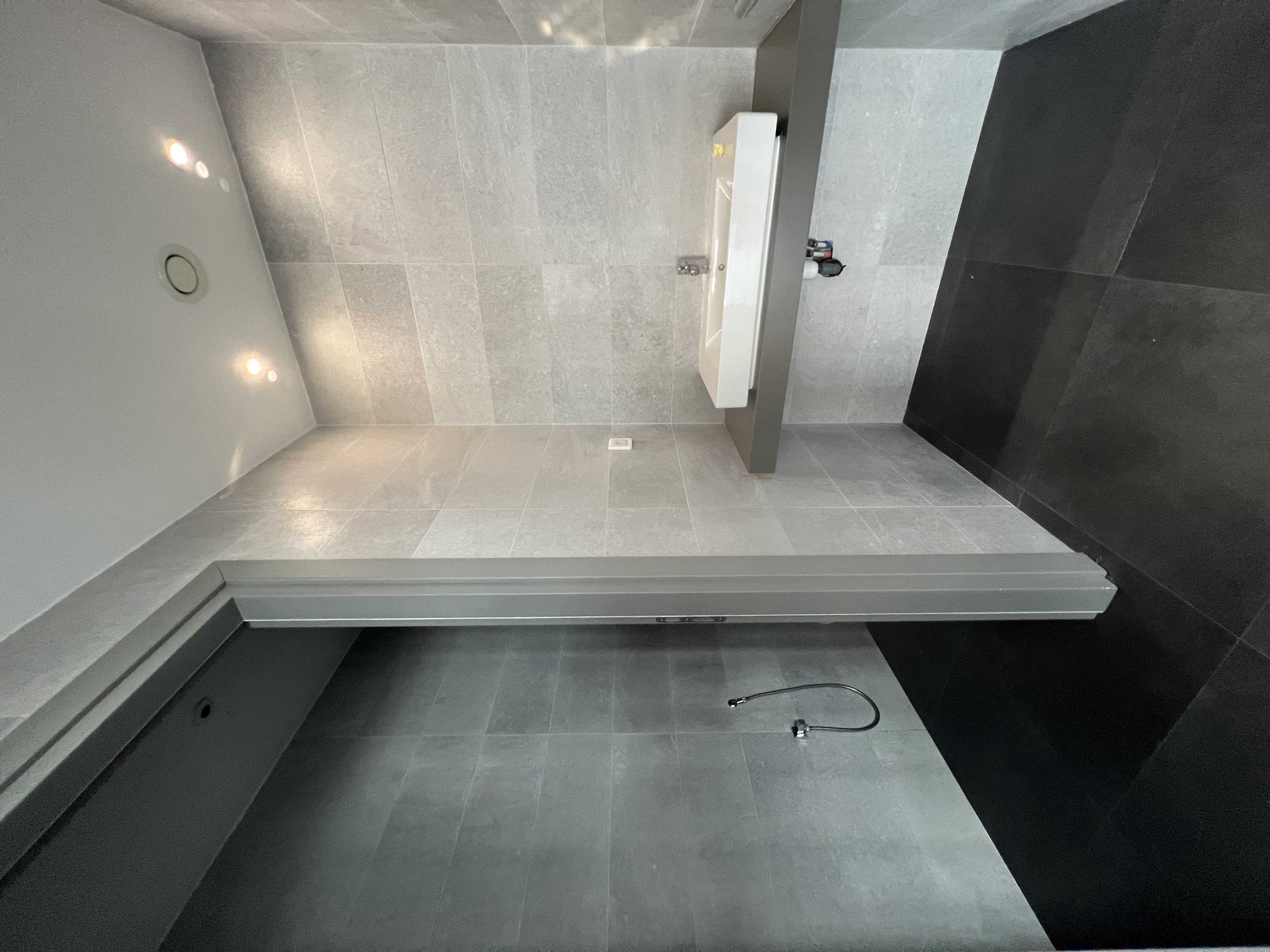 El Kram&nbsp;Le Kram&nbsp;Bureaux & Commerces&nbsp;Bureau&nbsp;Un plateau jamais lou� a la zone industrielle kram