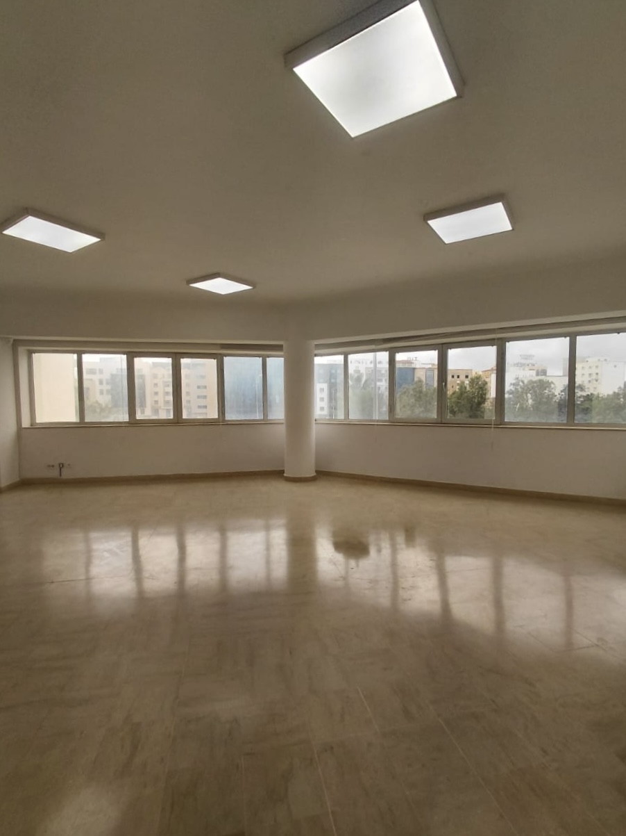 Bab Bhar&nbsp;Montplaisir&nbsp;Bureaux & Commerces&nbsp;Bureau&nbsp;Plateau 120 m en open space plus un bureau