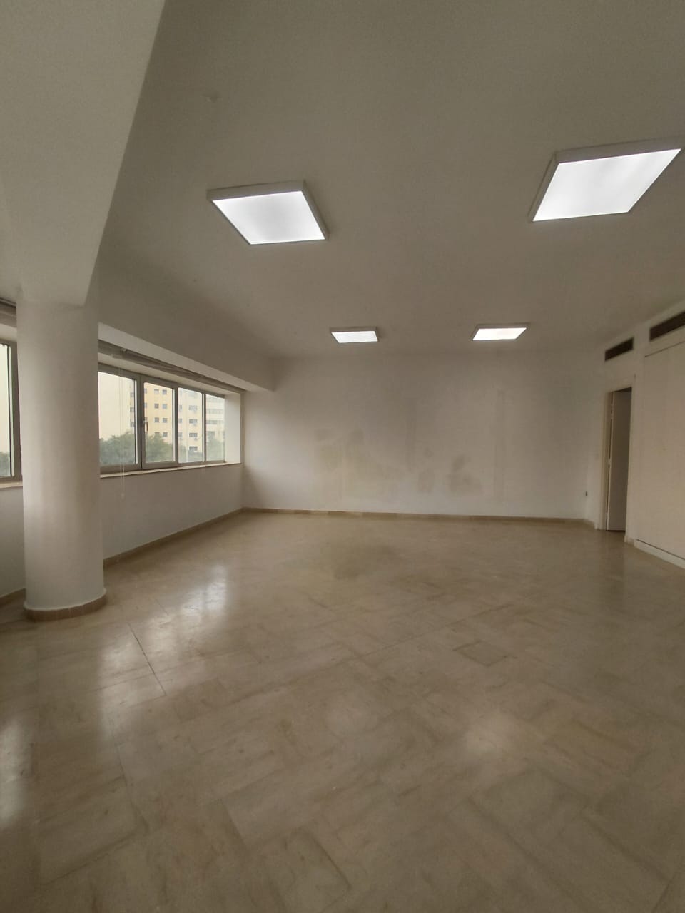 Bab Bhar&nbsp;Montplaisir&nbsp;Bureaux & Commerces&nbsp;Bureau&nbsp;Plateau 120 m en open space plus un bureau