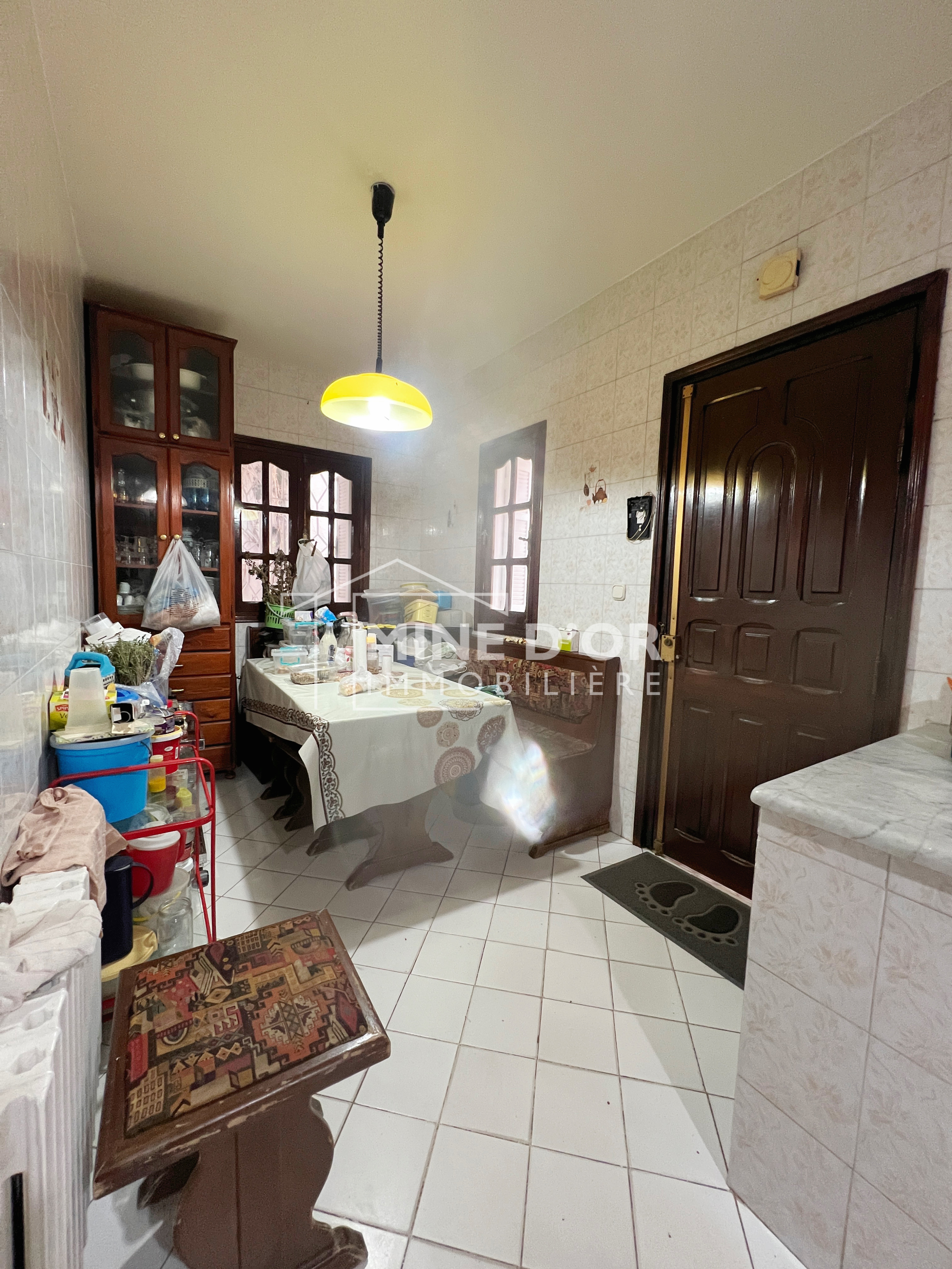 El Menzah&nbsp;El Menzah 9&nbsp;Location&nbsp;Duplex&nbsp;Villa al sur art�re principale a menzah 9